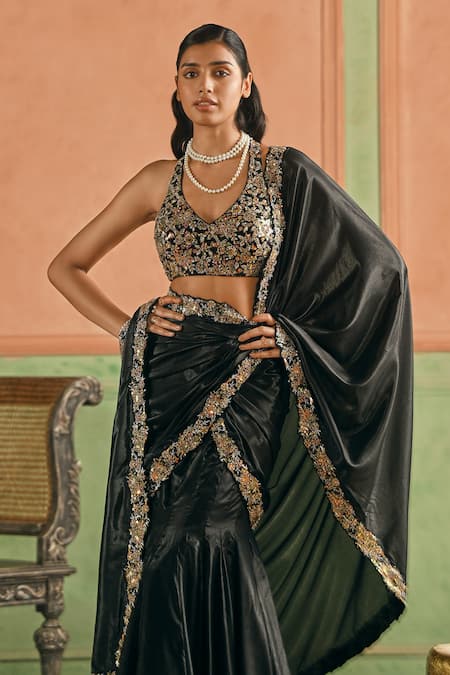 Buy_Lashkaraa_Black Silk, Crepe Sequins, Zari, Beads, Border Pre-draped Saree With Blouse _Online_at_Aza_Fashions