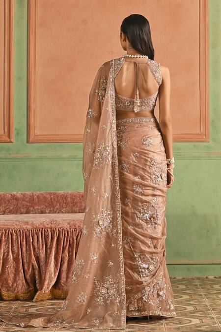 Lashkaraa Floral Pattern Pre-Draped Saree With Blouse 