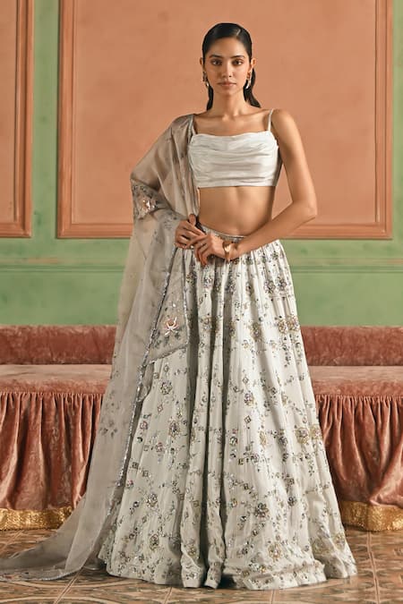 Lashkaraa Embroidered Beaded Lehenga Set 