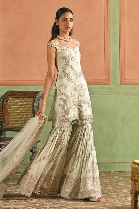 Lashkaraa_Green Viscose, Shantoon, Net Embroidery, Zari, Sequins, Beads Kurta Set _at_Aza_Fashions