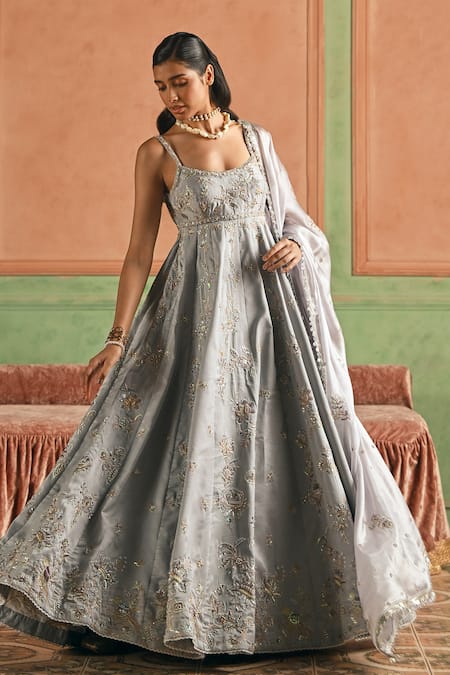 Lashkaraa Floral Embroidered Anarkali Set 