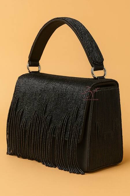 Forever Noor Glory Nalki Velvet Box Bag 