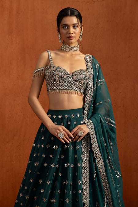 Lashkaraa Embellished Lehenga Blouse Set 
