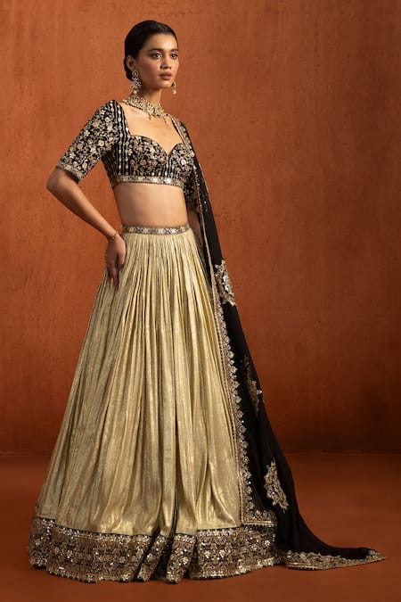 Buy_Lashkaraa_Gold Lampi, Silk Zari, Sequins, Embroidery Sweetheart Neck Lehenga Blouse Set _Online_at_Aza_Fashions