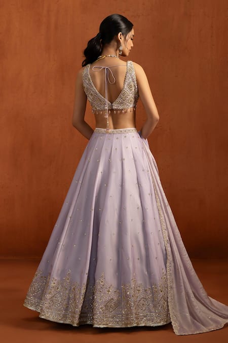 Lashkaraa Embroidered Lehenga Blouse Set 