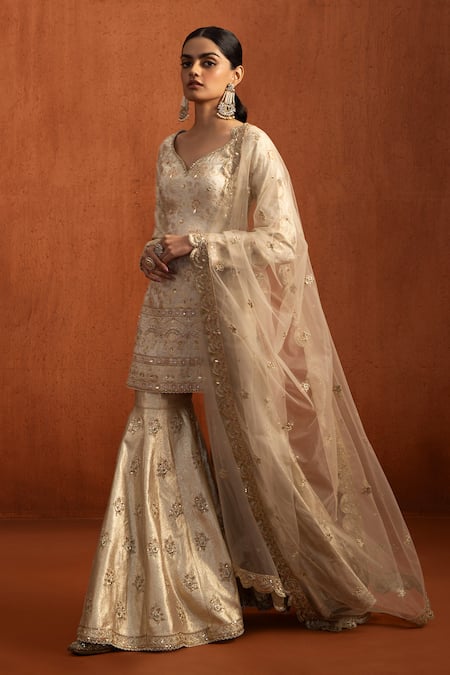 Buy_Lashkaraa_Off White Brocade, Lampi Embroidery, Metallic Thread, And Woven Kurta Gharara Set _Online_at_Aza_Fashions
