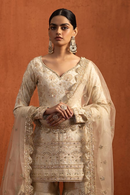 Lashkaraa_Off White Brocade, Lampi Embroidery, Metallic Thread, And Woven Kurta Gharara Set _at_Aza_Fashions