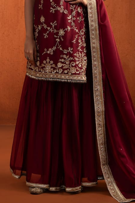 Buy Lashkaraa Red Silk Embroidery, Metallic Thread, Sequins, Gota Sleeveless Kurta Gharara Set Online at Aza Fashions Buy_Lashkaraa_Red Silk Embroidery, Metallic Thread, Sequins, Gota Sleeveless Kurta Gharara Set _Online_at_Aza_Fashions