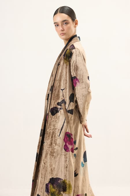 Kharakapas_Gold Velvet Aurielle Trench Coat _at_Aza_Fashions