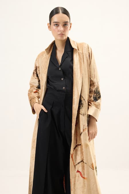Shop_Kharakapas_Gold Velvet Abstract Pattern Trench Coat 