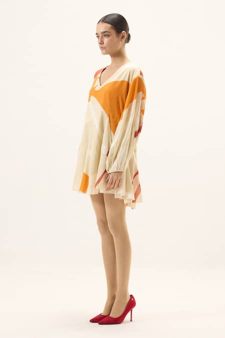 Kharakapas Ivory Muslin V-neck Apricot Puff Sleeve Dress Online at Aza Fashions Kharakapas_Ivory Muslin V-neck Apricot Puff Sleeve Dress _Online_at_Aza_Fashions