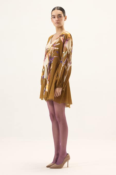 Kharakapas_Brown Muslin V-neck Grain Floral Print Dress _Online_at_Aza_Fashions