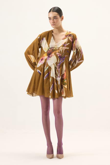 Buy_Kharakapas_Brown Muslin V-neck Grain Floral Print Dress _Online_at_Aza_Fashions