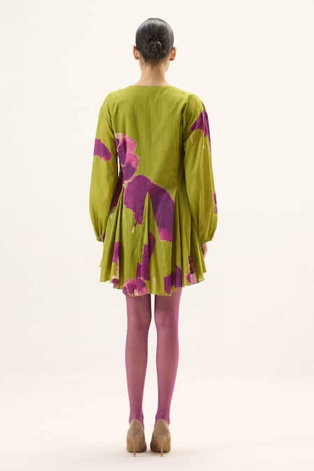 Buy Kharakapas Green Muslin V-neck Zest Floral Print Dress Buy_Kharakapas_Green Muslin V-neck Zest Floral Print Dress