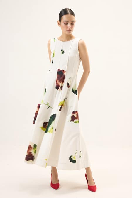 Buy_Kharakapas_White Oxford Round Neck Printed Dress _Online_at_Aza_Fashions