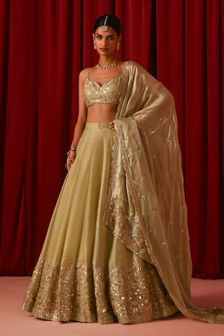 Shop_Lashkaraa_Green Tissue Embroidery, Sequins, Zari Sweetheart Neck Border Lehenga Set _Online_at_Aza_Fashions