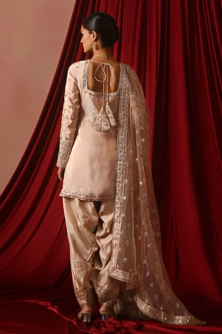 Lashkaraa Embroidered Punjabi Kurta Set 