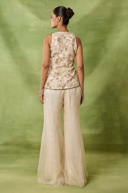 Awigna Uzma Embroidered Kurta With Sharara 