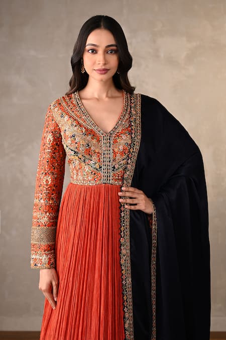 Buy_Onaya_Orange Organza, Tissue Applique, Sequins, Beads, Crushed Anarkali And Dupatta Set _Online_at_Aza_Fashions