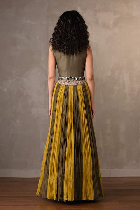 Onaya Embroidered Jacket Skirt Set 