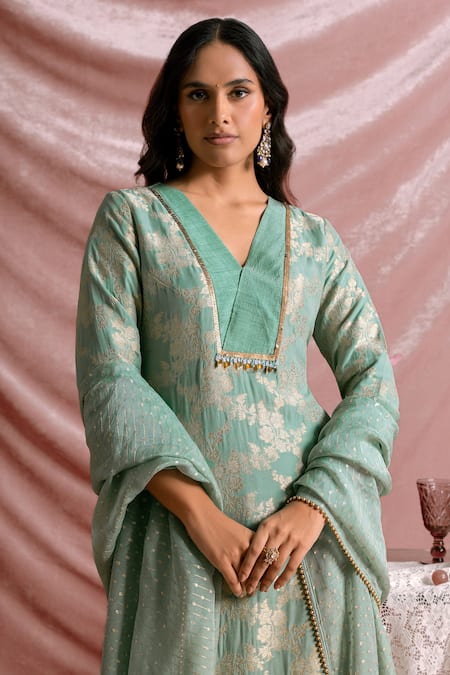 Parshya Green Brocade, Silk, Chiffon Embroidery, Tassels, Foil Woven Kurta Pant Set Online at Aza Fashions Parshya_Green Brocade, Silk, Chiffon Embroidery, Tassels, Foil Woven Kurta Pant Set _Online_at_Aza_Fashions