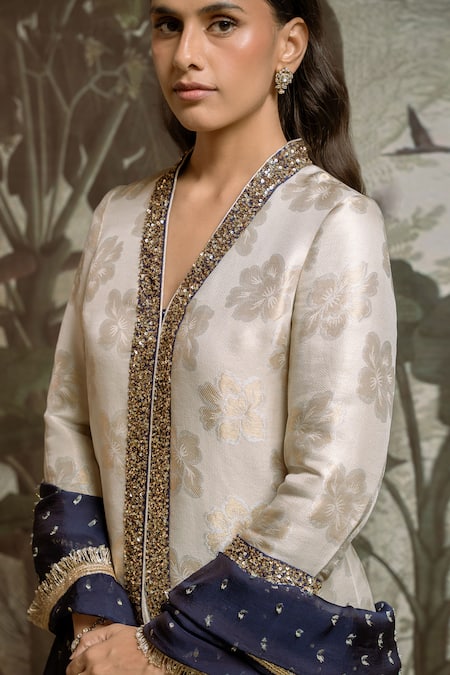 Parshya Ivory Chiffon Embroidery, Foil Printing V-neck Banarasi Woven Kurta Sharara Set Online at Aza Fashions Parshya_Ivory Chiffon Embroidery, Foil Printing V-neck Banarasi Woven Kurta Sharara Set _Online_at_Aza_Fashions