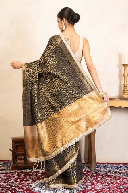 Zal From Benaras Handloom Saree With Unstitched Blouse Fabric 
