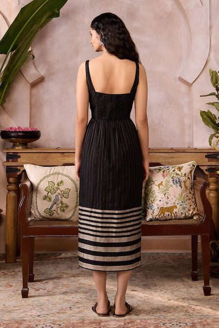 Grassroot By Anita Dongre Yue Handwoven Maheshwari Dress 