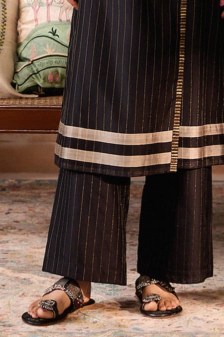 Grassroot By Anita Dongre_Black Cotton, Silk V-neck Androwe Handwoven Maheshwari Angarkha And Pant Set _Online_at_Aza_Fashions