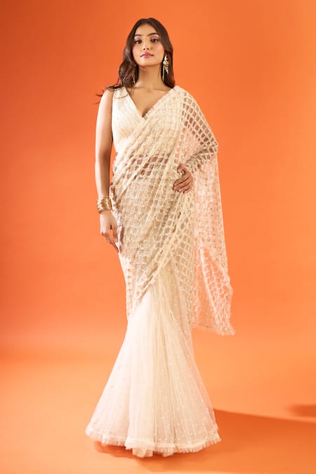 COUTURE BY NIHARIKA Embroidered Saree With Blouse 