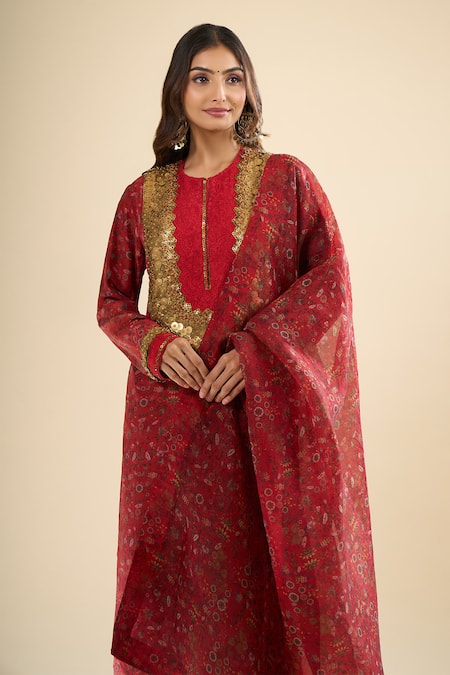 Anamika Khanna_Red Sequins, Metallic Thread Round Neck Printed Kurta Pant Set _at_Aza_Fashions