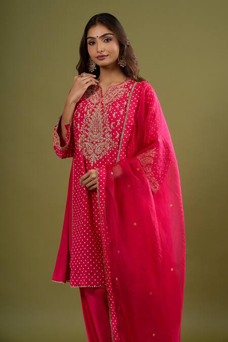 Buy_Sheetal Batra_Pink Embroidery, Zari, Gota Patti Split V-neck Gathered Kurta Set _Online_at_Aza_Fashions