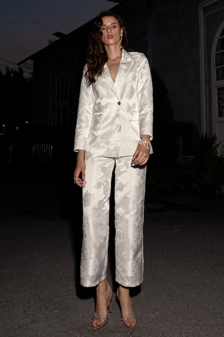 Buy_Dash And Dot_White Polyester Brocade Blazer With Pant _Online_at_Aza_Fashions