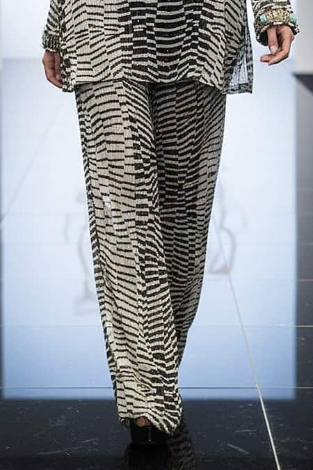 Nikita Mhaisalkar Black Georgette Embroidery Byzantine Print Short Kurta And Pant Co-ord Set Online at Aza Fashions Nikita Mhaisalkar_Black Georgette Embroidery Byzantine Print Short Kurta And Pant Co-ord Set _Online_at_Aza_Fashions