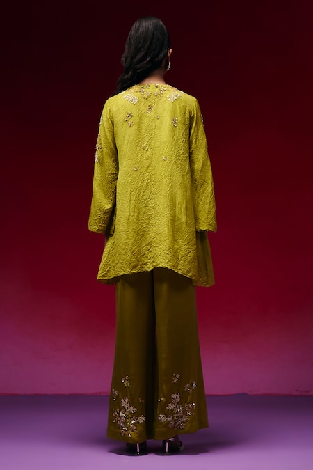 One Not Two Floral Clusters Embroidered Kurta & Pant Set 