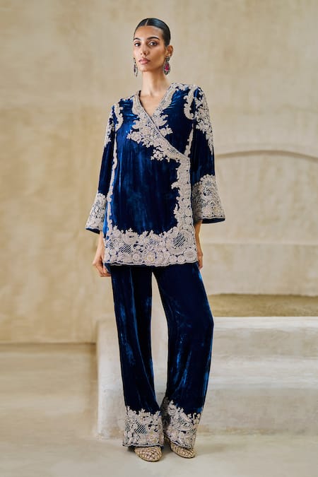 Pankaj & Nidhi Timeless Grace Velvet Jacket & Pant Set 