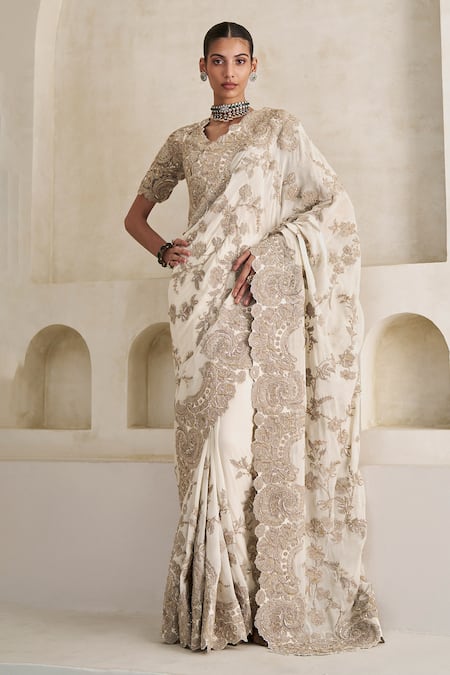 Pankaj & Nidhi Eternal Gleam Embellished Saree With Blouse 