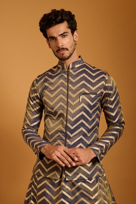 Shop Siddartha Tytler Charcoal Chanderi Zari Chevron Quilted Zipper Bundi And Kurta Set Online at Aza Fashions Shop_Siddartha Tytler_Charcoal Chanderi Zari Chevron Quilted Zipper Bundi And Kurta Set _Online_at_Aza_Fashions