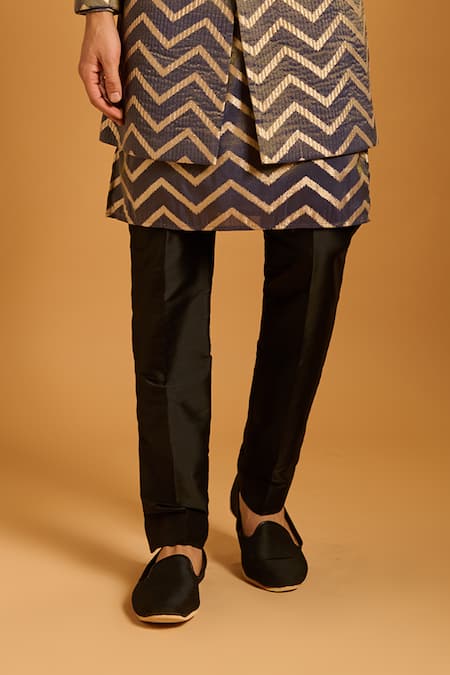 Siddartha Tytler_Charcoal Chanderi, Silk Chevron Pattern Sherwani Set _Online_at_Aza_Fashions