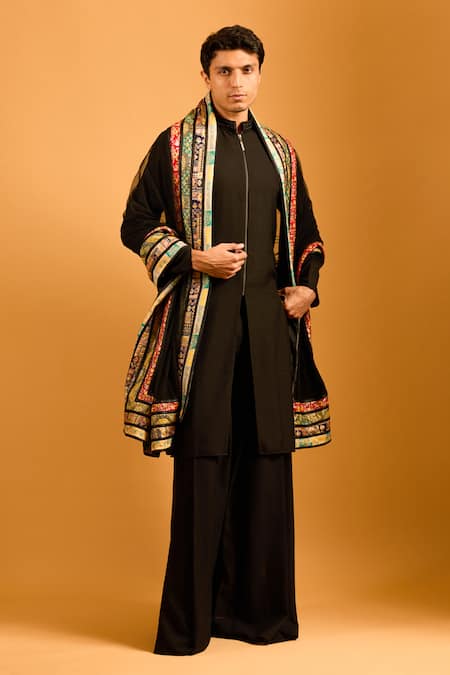 Siddartha Tytler Solid Kurta & Hakama Pant Set 