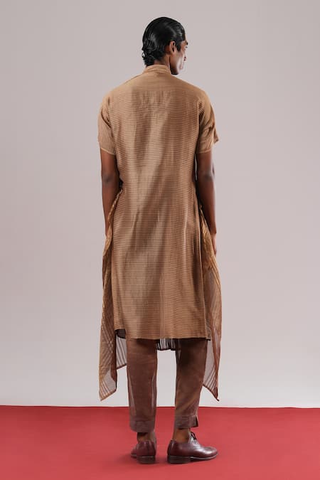 Urvashi Kaur Mizu Striped Pattern Kurta 