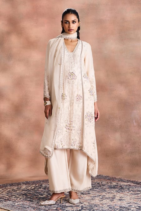 Supria Munjal Floral Embroidered Kurta Set 