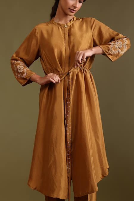 Chokhi Chorri_Yellow Silk, Dupion Embroidery, Zari High Mrittika Front Tie-up Kurta And Pant Set _Online_at_Aza_Fashions