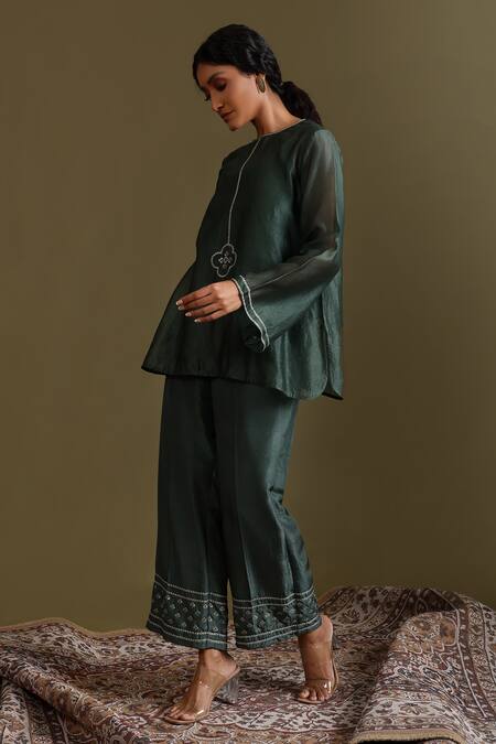 Chokhi Chorri_Green Chanderi Silk, Dupion Embroidery Round Neck Rajat Short Kurta With Pant _Online_at_Aza_Fashions
