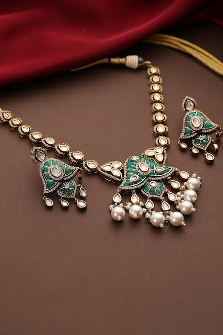 Swabhimann_Emerald Green Pearls, Stones Polki Embellished Necklace Set _Online_at_Aza_Fashions