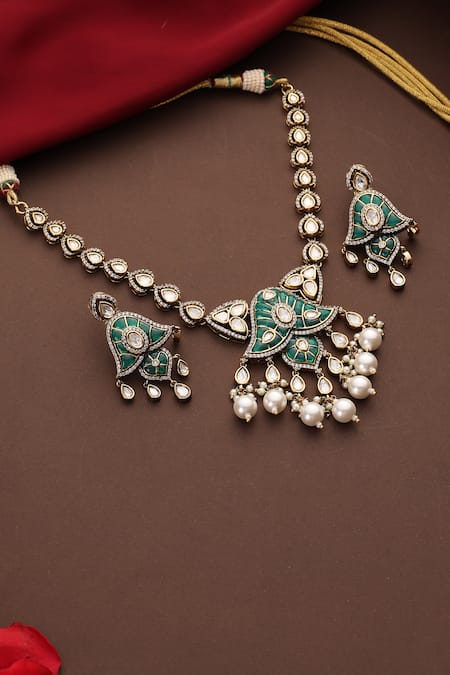Swabhimann Emerald Green Polki Embellished Necklace Set 