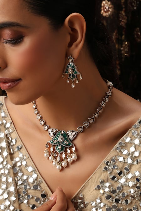 Shop_Swabhimann_Emerald Green Pearls, Stones Polki Embellished Necklace Set _Online_at_Aza_Fashions