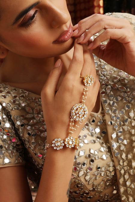 Swabhimann Floral Kundan Embellished Hathphool 