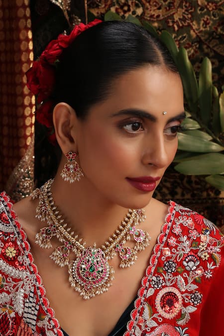 Swabhimann Jadau Embellished Pendant Necklace Set 