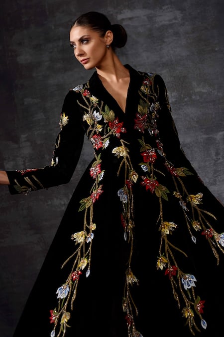Samant Chauhan_Black Velvet Embroidery, Zari V-neck, Collared Floral Jacket Gown _Online_at_Aza_Fashions